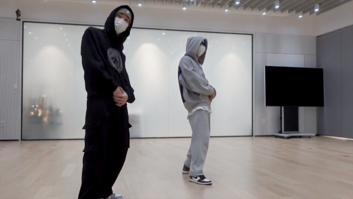 Sungchan & Shotaro "90's Love"