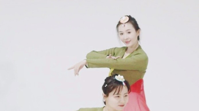[Double Dance] "Arirang" - 30+ sisters challenge the fairy-like Korean dance (｡･∀･)ﾉﾞ(｡･∀･)ﾉﾞ+ Weste