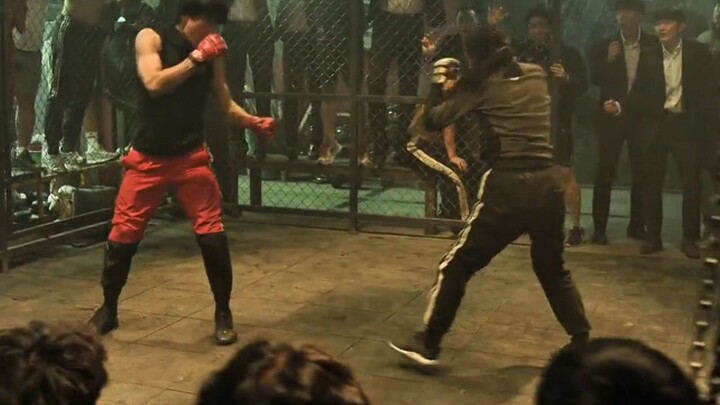 Duel wanita yang menjadi anggota mafia