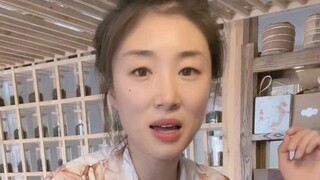 Auntie who sells tea