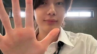 Nam diễn viên chính của "Kamen Rider Zetz" năm 2025 "Manjinmo" "Imai Ryutaro" sinh ngày 2 tháng 6 nă