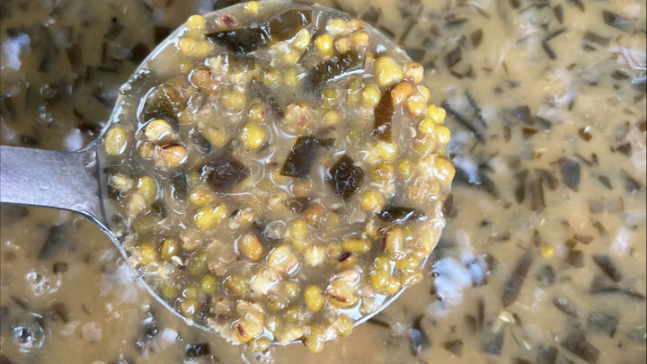 今天继续进村卖糖水。