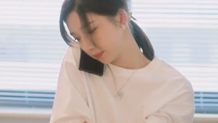 اكتشفت المرأة أن من يفحص ثدييها طبيبٌ رجل!