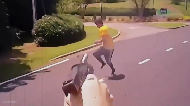 ภาพจริงเหตุการณ์หงย่าหลุนทำร้ายตำรวจปี 2019: ทนรับกระสุนเจ็ดนัดยังสามารถจับตัวเจ้าหน้าที่ตำรวจได้ ช่