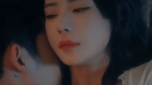 Pengasuh membesarkan CEO 13 tahun lebih muda,kemudian CEO menyatakan cinta