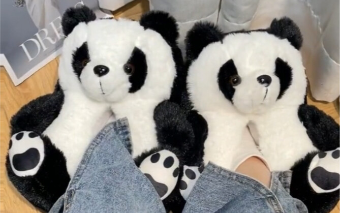 What bad intentions could a girl possibly have? She just wants to wear those cute little bear-shaped