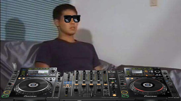 [Hài hước] 24 tuổi, và là DJ!!!