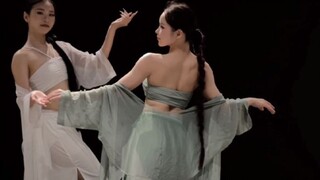 "Giọt mưa này đã đợi ngàn năm, cuối cùng cũng rơi vào mắt em" Vũ đạo nhạc Jazz Trung Hoa Lục Bạch Xà
