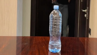 انظر إلى مي