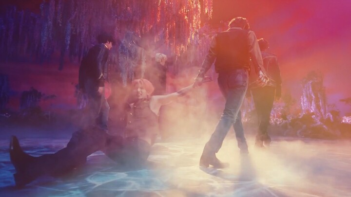 TXT | Suger Rush Ride Perpindahan Kostum Sekali Klik yang Halus Langsung Meledak!