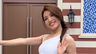 Report! Found a nice BGM｜《Q&A》-HyunA
