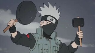 sasuke mencoba berbaur