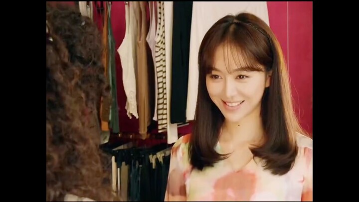 Saya mengenal Jiang Yan lewat drama ini, dia benar‑benar sangat cantik