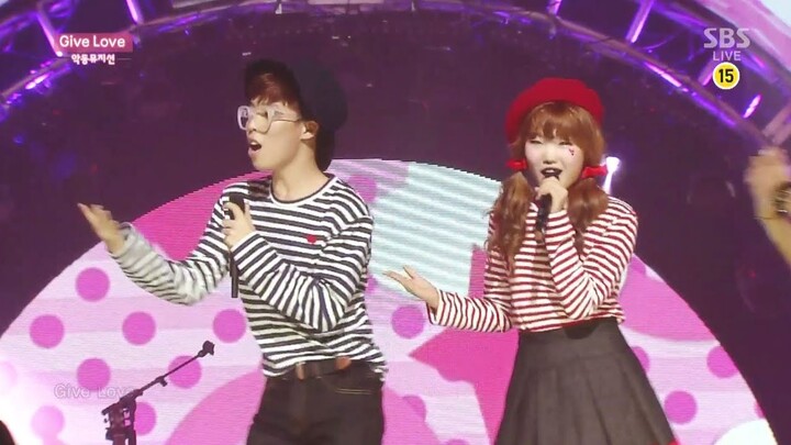 Akdong Musician(AKMU) - 'GIVE LOVE' 0518 SBS Inkigayo