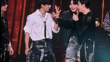 【Stray kids】"What's Hana's next song?" "No" "No?" Puppy: "Screaming~"