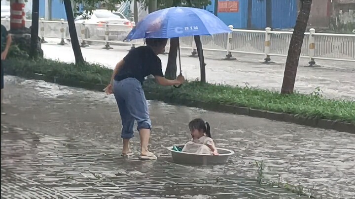 Tuổi thơ tươi đẹp có thể chữa lành cả cuộc đời!