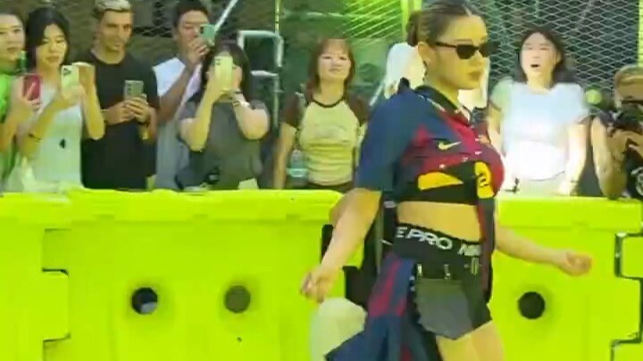 LEEJUNG | เมื่อครูสอนเต้นเต้นเพลง Money เวอร์ชันดั้งเดิม... | แค่เพลง Money นี้ก็ฟินสุดๆ แล้ว!!! ลีอ