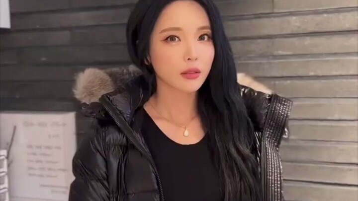 Hong Jin Young 221213 Tiller Dance Cập nhật TikTok