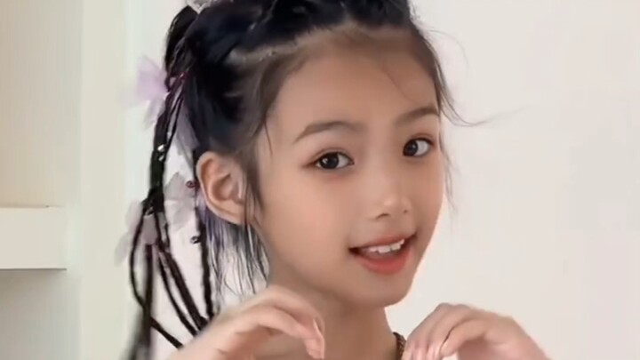 9岁美少女梦儿有糖精彩视频合集