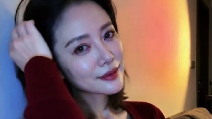 【AI】Ibu Seksi