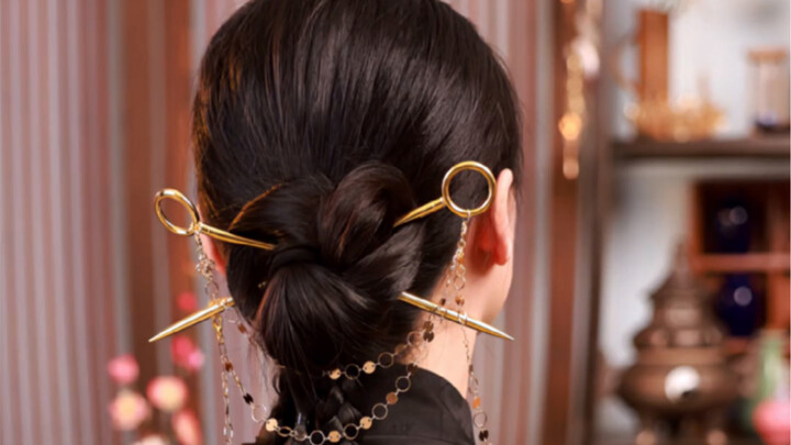 Jarum Sutera Emei berpasangan dengan tusuk konde. Pertarungan kelas atas nih, keluarga! Jarum Sutera