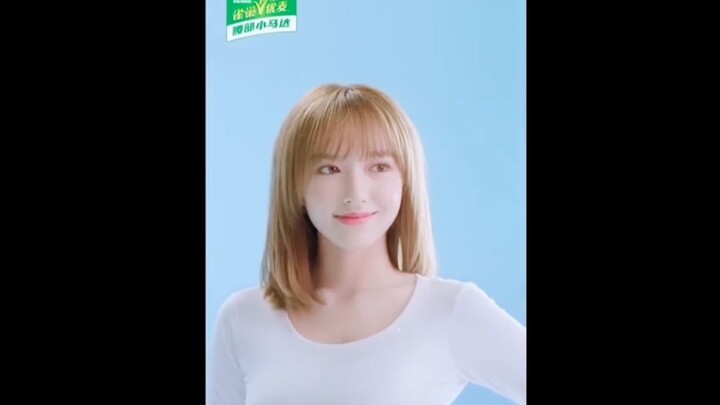 200413 宇宙少女 程潇最新广告[雀巢优麦]，和程潇一起活力炫腰，get完美好身材～