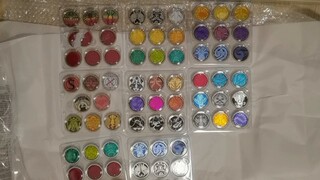 Regarding the fact that Bandai and Model Bear do not distinguish between left and right