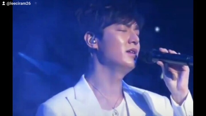 Nakakaiyak naman ang kanta na to😭 🫰❤️🫰