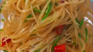 When trouble meets trouble, one is tougher than the other. "So fragrant!" Shredded potatoes