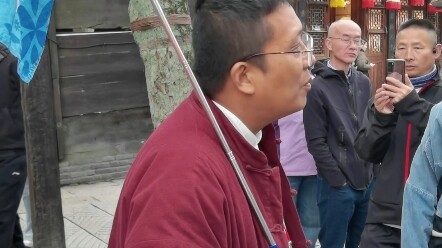 Hiện nay tỷ lệ ly hôn ngày càng cao, nhiều người không biết cách vun đắp hôn nhân của mình; có lẽ nê