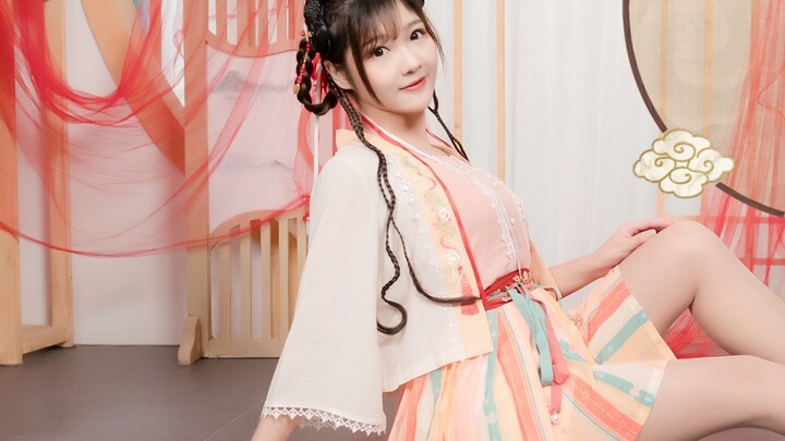 Cô dâu nhỏ của anh đây~ Chúc mừng năm mới~