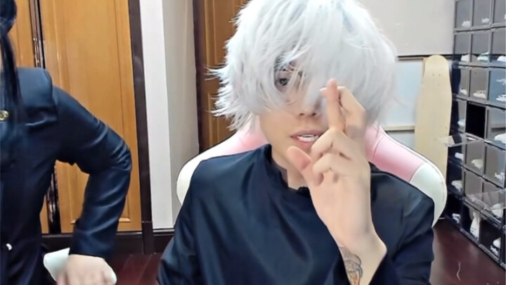 Chen Ze COS Gojo Satoru, Black Bull COS Xia Youjie, live broadcast famous scenes