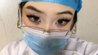 Nurse cross-dressing, hahaha, imitate it, guess who it is