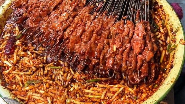 街头1元一串的折耳根烤肉，贵州人的下午茶！