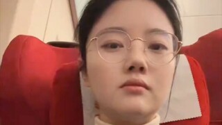 “小脚收一下可以吗”