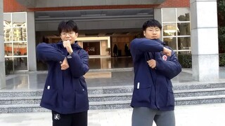 过500点赞直接发给班主任