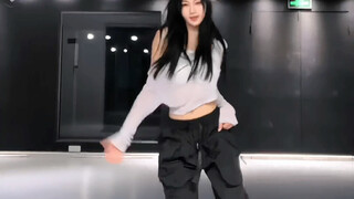 XG回归曲WOKE UP副歌速翻｜赶一下早班车 被帅麻了
