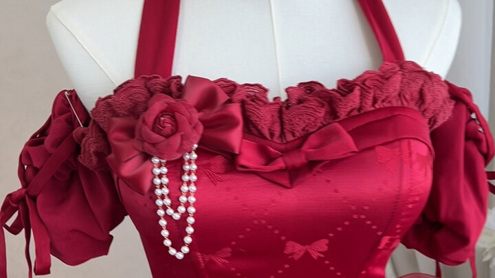 Các bé còn câu hỏi gì thì để lại bình luận nhé! #ĐầmDạHội #TrangPhụcChúcRượu #LễĐínhHôn