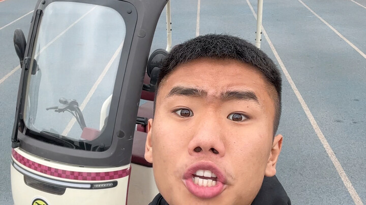 Thử thách kỷ lục thế giới 100m của Bolt