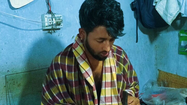 জুতার কারখানায়