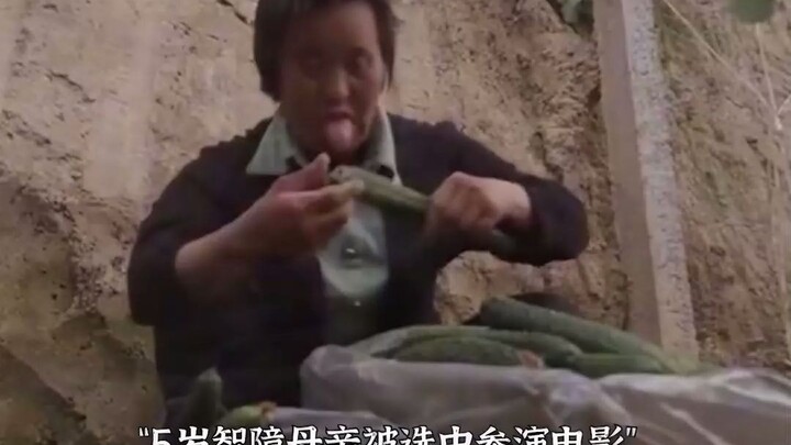 Ibu dengan tingkat kecerdasan setara anak 5 tahun diundang berakting; saat syuting adegan putranya j