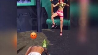 chơi game thích làm diễn viên hài