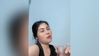 Phút cuối thả luôn cái bong bể ly là có thật!😜 Tiktokvuinhon hàihướcvuivẻ buổitốiấmápnhacảnhàmình ChileQuynh85