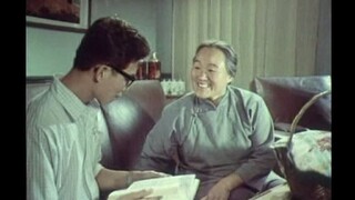 เลิกกัน - "หนูเป็นอะไรรึเปล่า หนูผอมมาก แล้วก็ใส่แว่นด้วย"