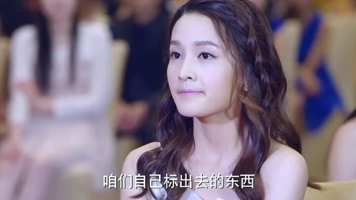 Cô gái mưu mô cố tình khiến cô gái kia mất mặt, cách xử lý cuối cùng của cô gái ấy thật đã đời!