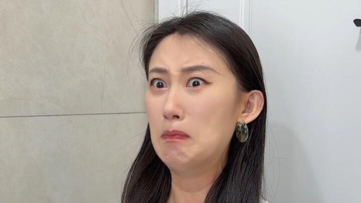 Tôi sẽ hóa thân thành hình dạng tàng hình để “làm điều trái pháp luật” nơi công sở