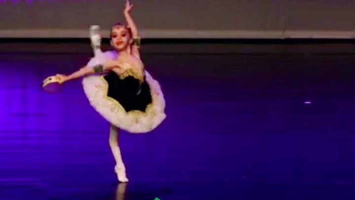 I heard that you are all searching for this seven-year-old "Esmeralda"? Yinyika Bendak Esmeralda