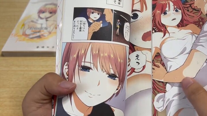 So touching~~The full color version of the manga of The Quintessential Quintuplets + the setting col