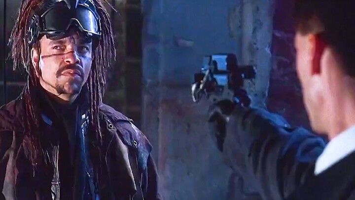 Trong tương lai, con người có thể kết nối não bộ với máy tính để truyền tải tài liệu và kiến thức.