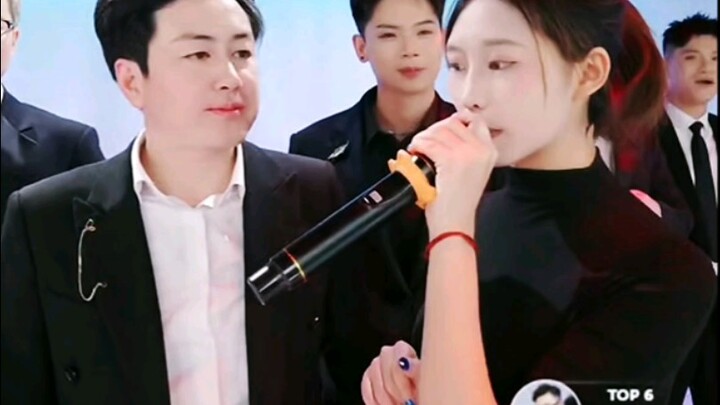 Siaran bareng tiruan Zhang Songwen dan Su Bingtian bikin ngakak abis!